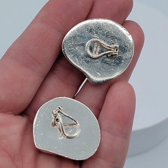 Tiffany & Co. Silver Earrings Clip On - Picture 6 of 16